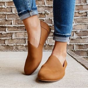 Tom’s Darcy Slip on Shoe in Tan Oiled Nubuck